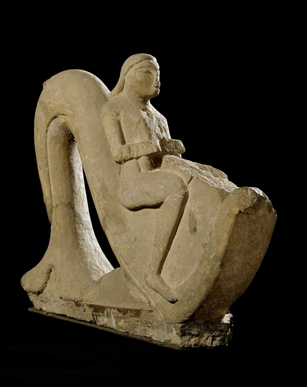 Cywilizacja etruska: młody człowiek na delfinie. Rzeźba kamienna 550 pne. Słońce. h. 82 cm Rzym, Museo Nazionale di Villa Giulia autorstwa Etruscan