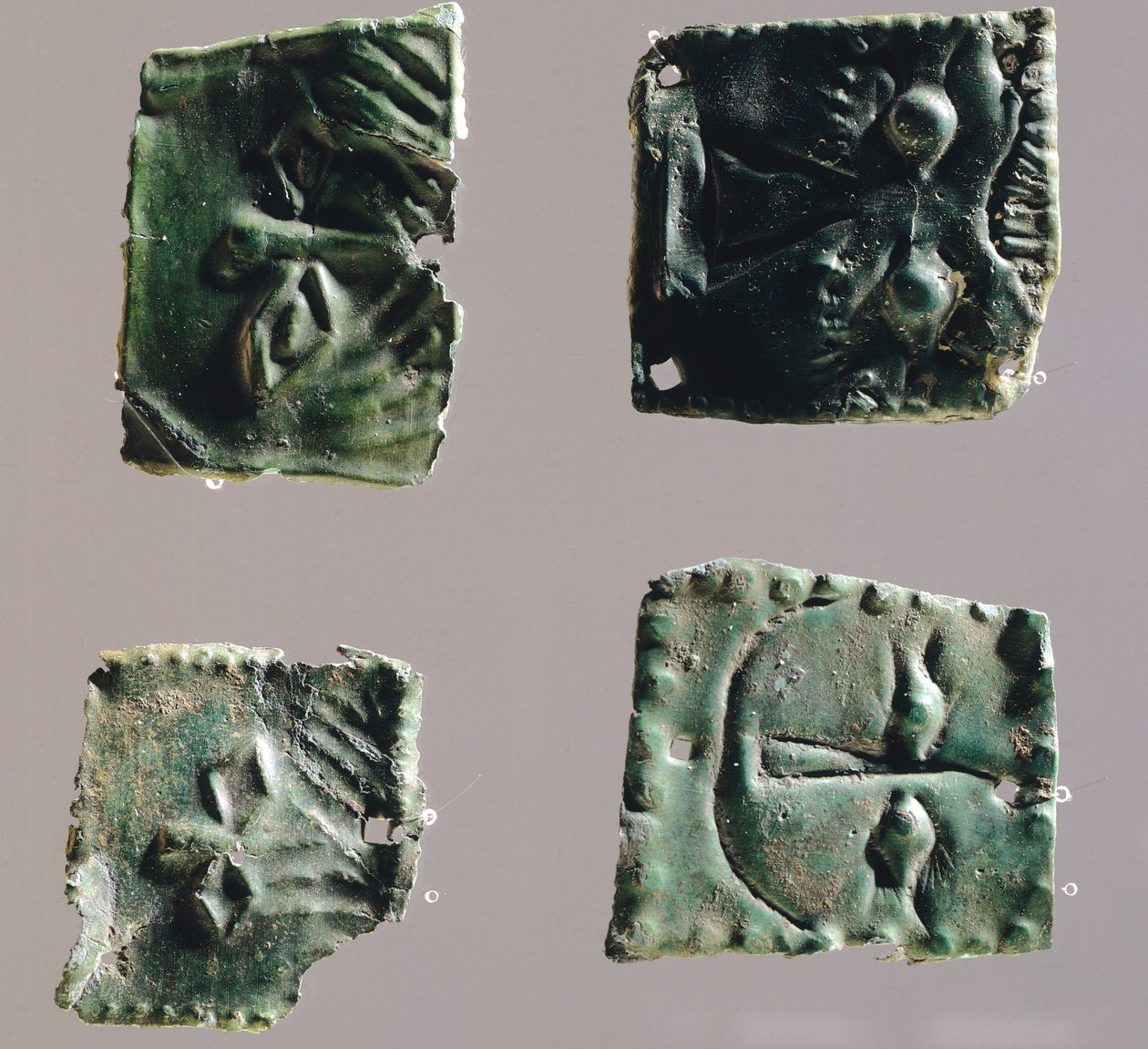 Ex-voto w brązowej płycie przedstawiającej oczy. Artefakty z obiektów Sanktuarium Reithia Este (Wenecja). Cywilizacja etruska, V-IV wiek pne. autorstwa Etruscan