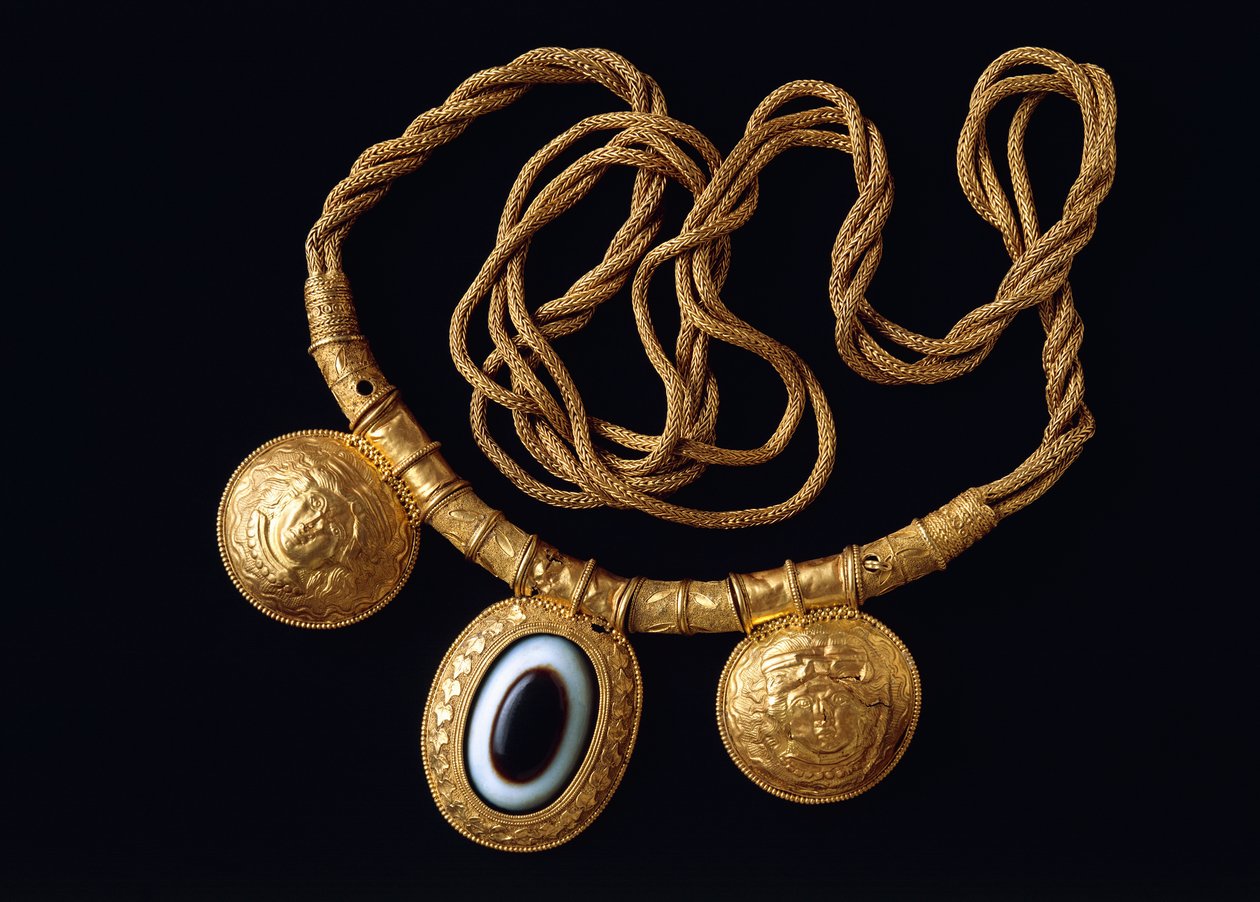 Naszyjnik ze złotego łańcuszka i bulle, od Todi (Umbria). Cywilizacja etruska, IV wiek p.n.e. autorstwa Etruscan