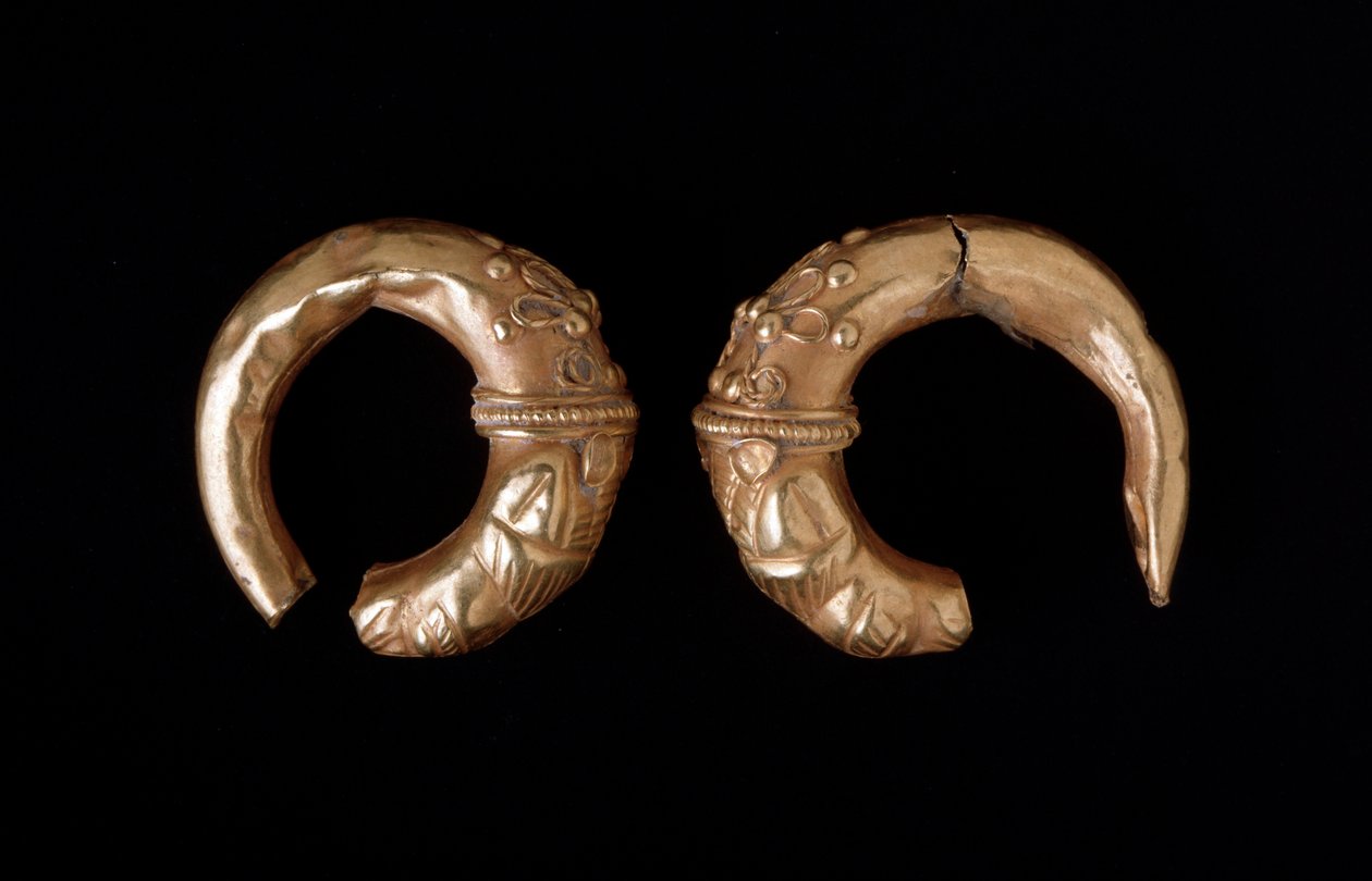 Złote kolczyki, 450-400 pne autorstwa Etruscan