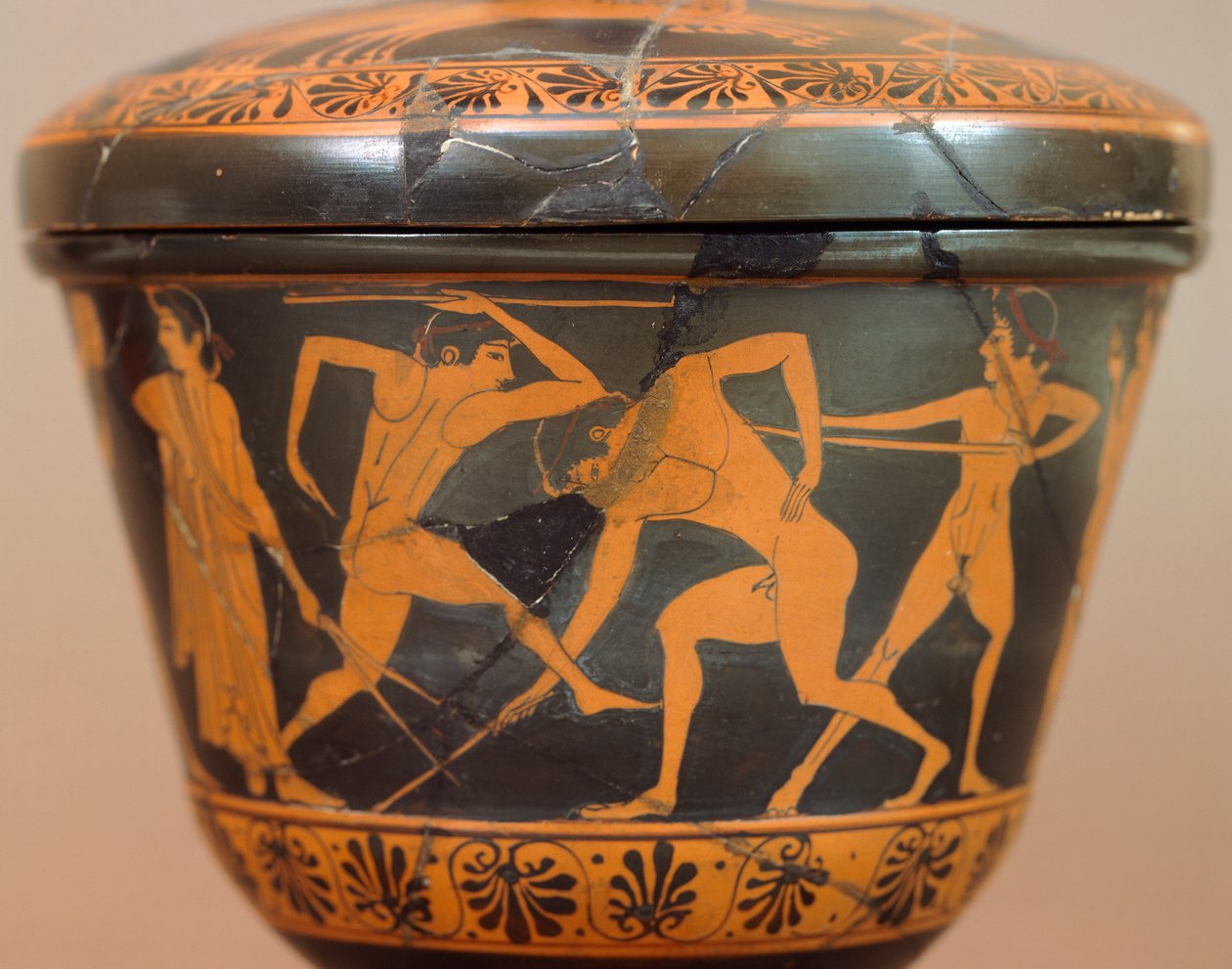 Pyxis ze sportowcami na siłowni. Cerveteri czerwonofigurowe, z Cerveteri (Lazio). Cywilizacja etruska, IV wiek p.n.e. autorstwa Etruscan