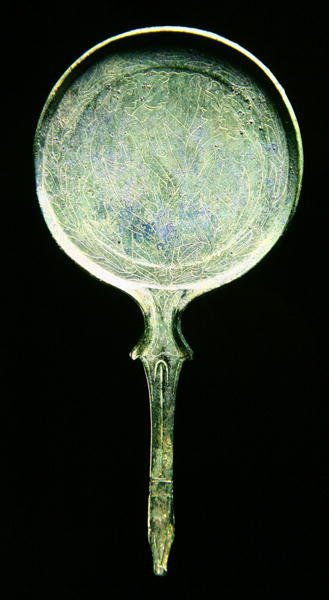 Lustro z dekoracją naciętą (brąz) autorstwa Etruscan Etruscan