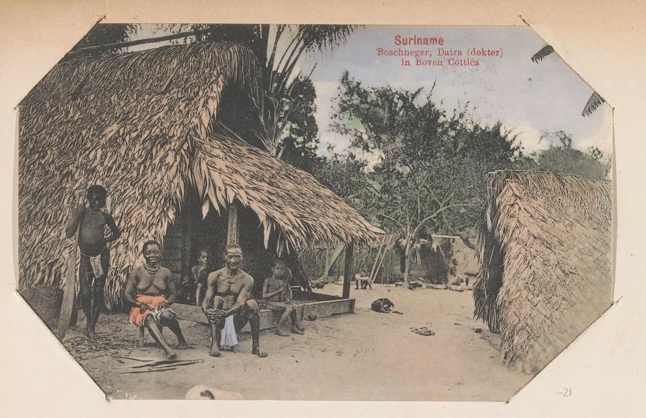 Maroons przed ich domem Surinam Bushnegro, Datra (lekarz) w Boven Cottica (tytuł na obiekcie) autorstwa Eugen Klein