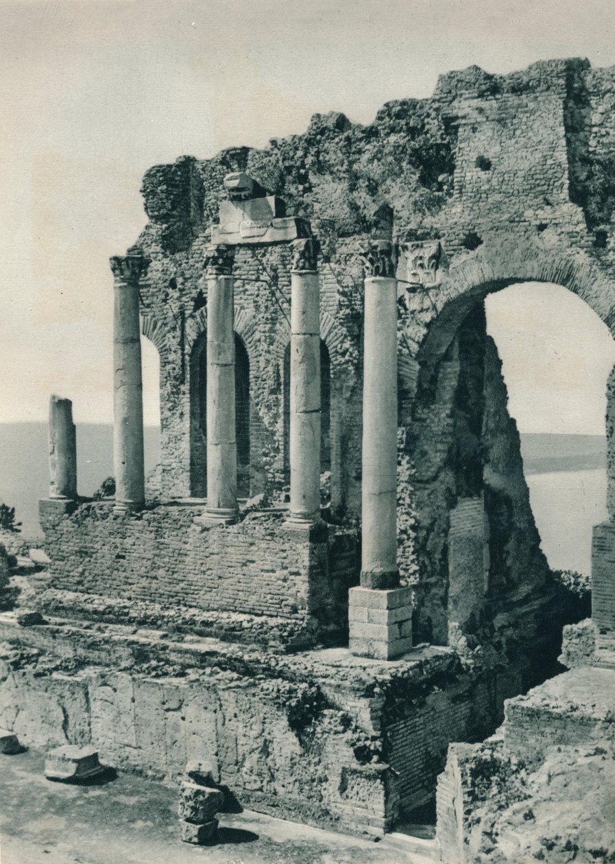Część Teatru Greckiego, Taormina, Sycylia, 1927 autorstwa Eugen Poppel
