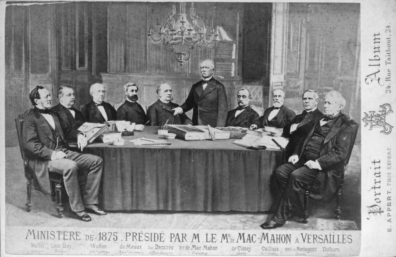Ministerstwo 1875 pod przewodnictwem marszałka Edme Patrice Maurice Mac-Mahon (1808-93) w Wersalu, 1875 autorstwa Eugene Appert