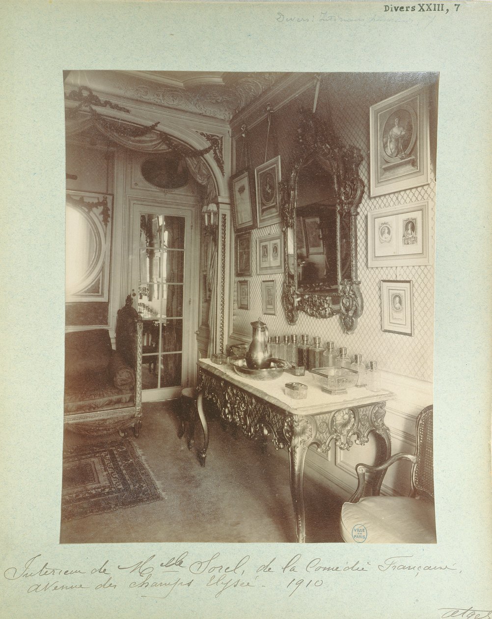 Wnętrze domu Cecile Sorel przy 99 Avenue des Champs Elysees, 1910 autorstwa Eugène Atget