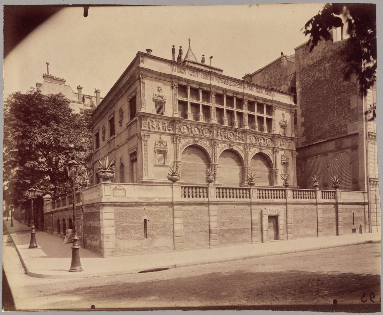 Maison François, Cours-la-Reine autorstwa Eugène Atget