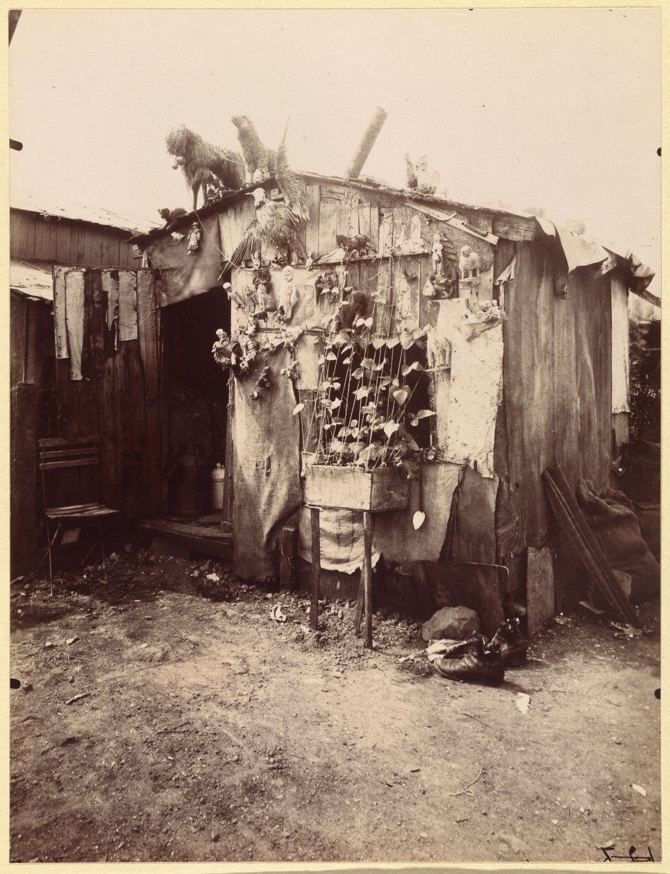 Dom zbieracza szmat autorstwa Eugène Atget