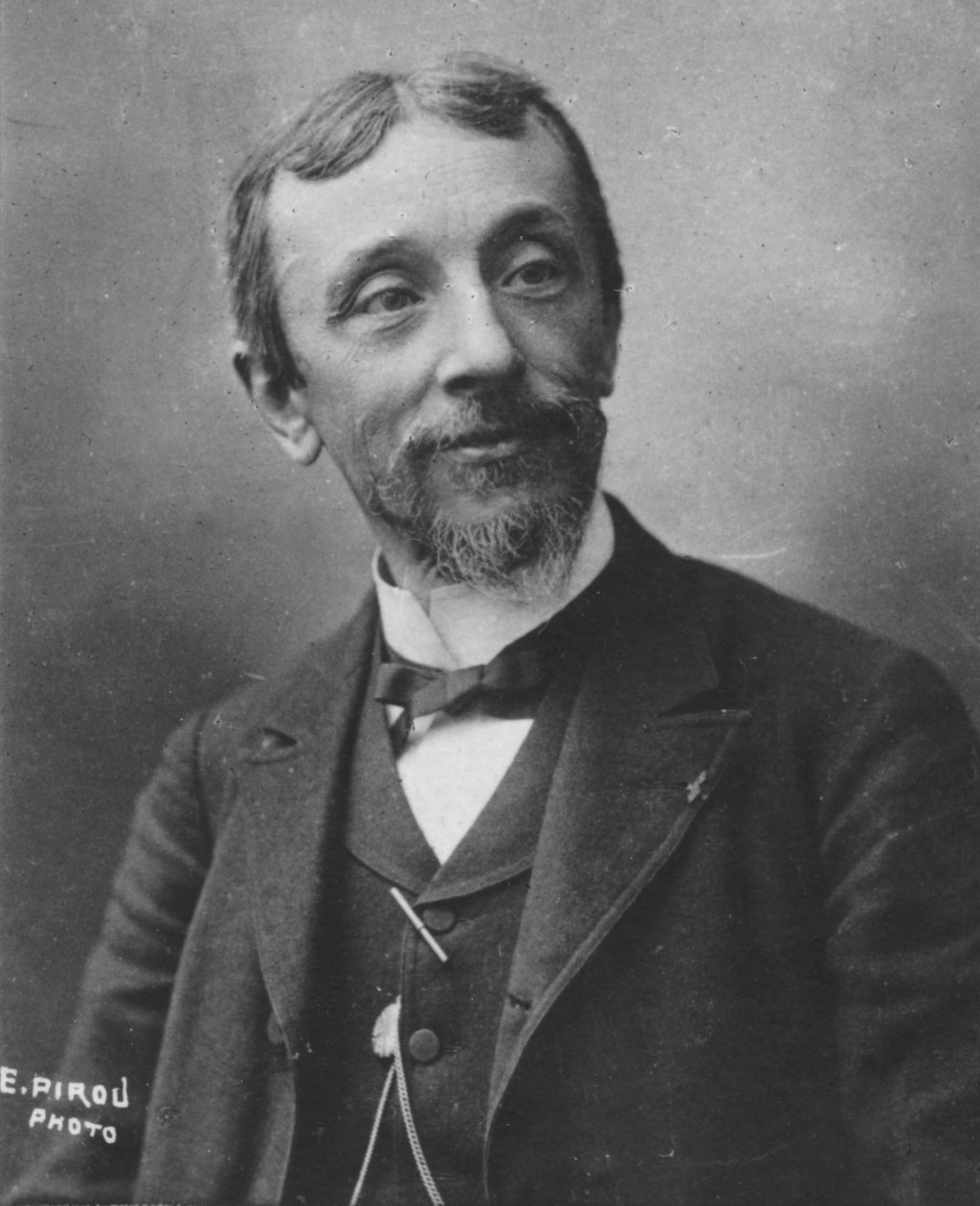 Po Armand, c1893 autorstwa Eugene Pirou