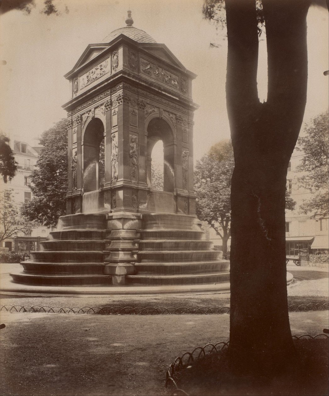 Fontanna Niewinnych autorstwa Eugène Atget