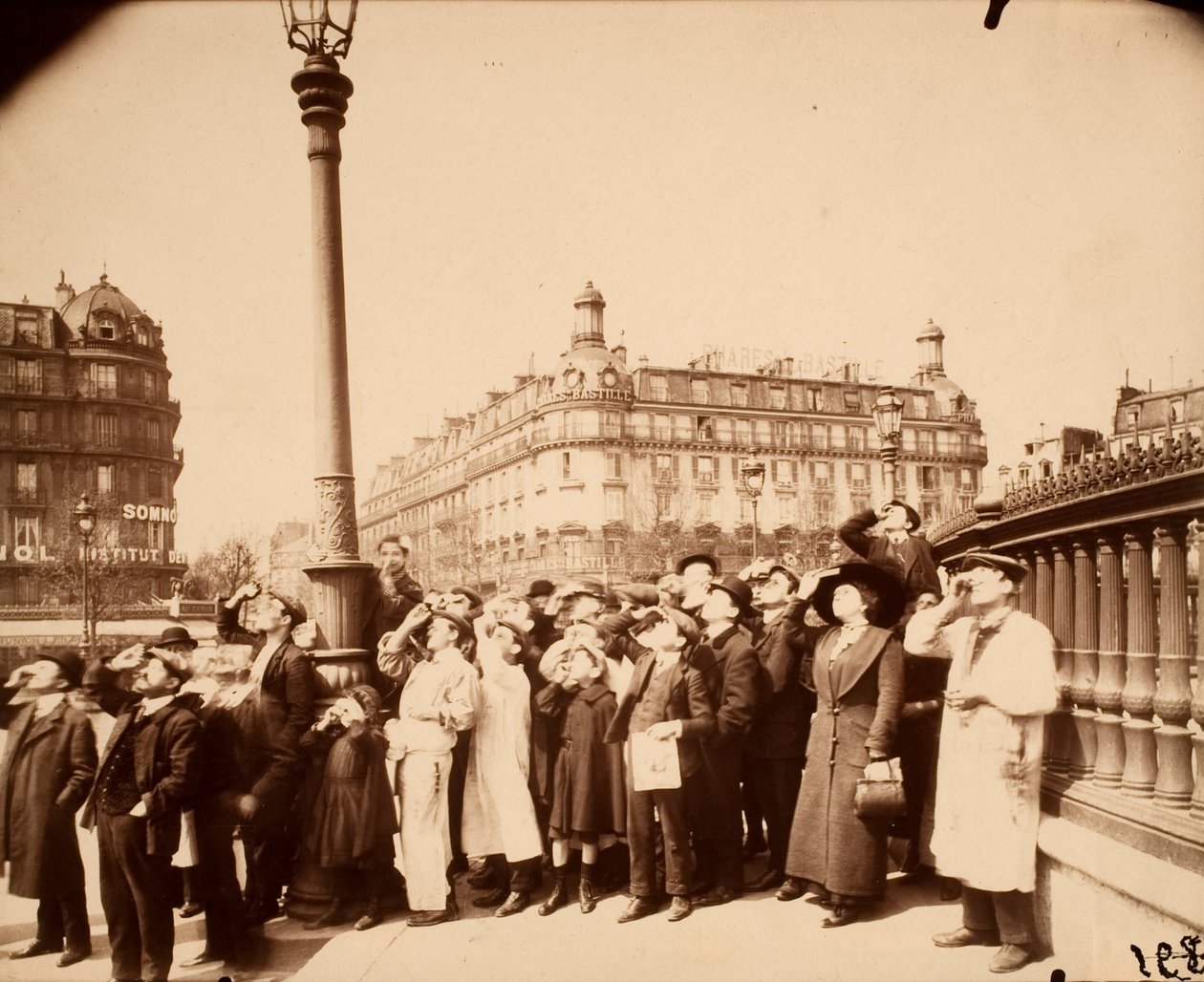 Zaćmienie, kwiecień 1912 autorstwa Eugène Atget