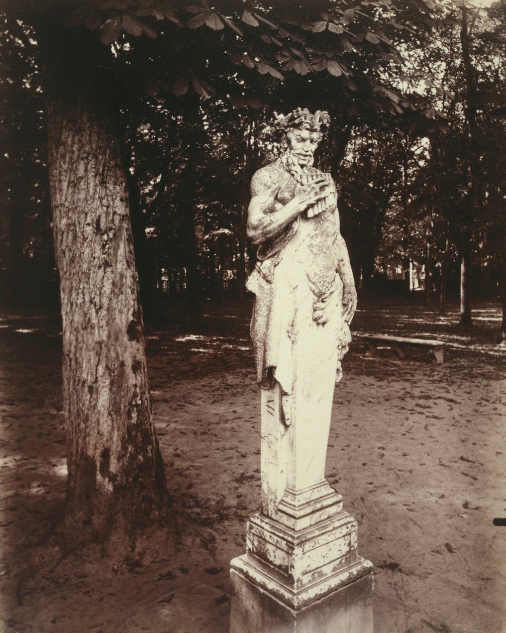 Wersal-Faun autorstwa Eugène Atget
