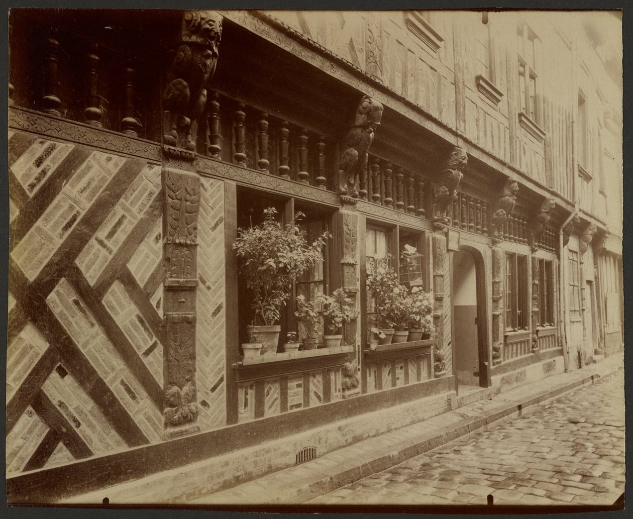 Dom 25 Rue Saint-Laurent, Beauvais autorstwa Eugène Atget