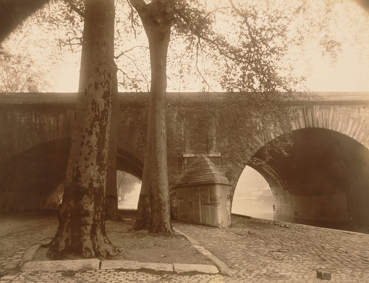 Pont Marie, 1926 (wydruk albumowy na papierze fotograficznym) autorstwa Eugène Atget