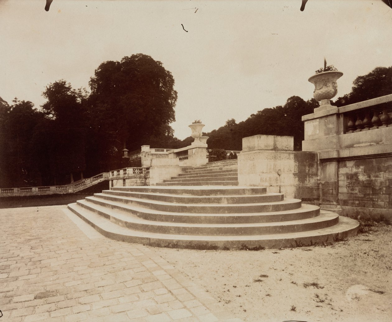 St. Cloud, 1904 (zdjęcie) autorstwa Eugène Atget