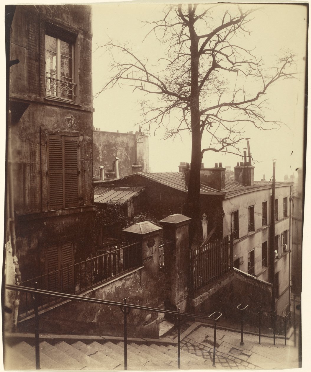 Klatka schodowa, Montmartre, 1921. autorstwa Eugène Atget