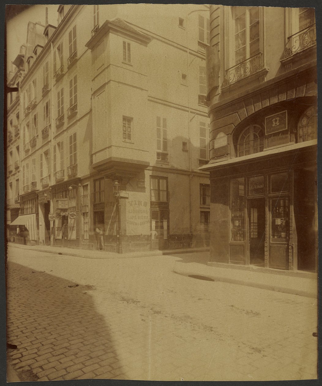 Wieżyczka przy rue Saint Paul.  Podobno było to biuro Botala, lekarza Henryka III. autorstwa Eugène Atget