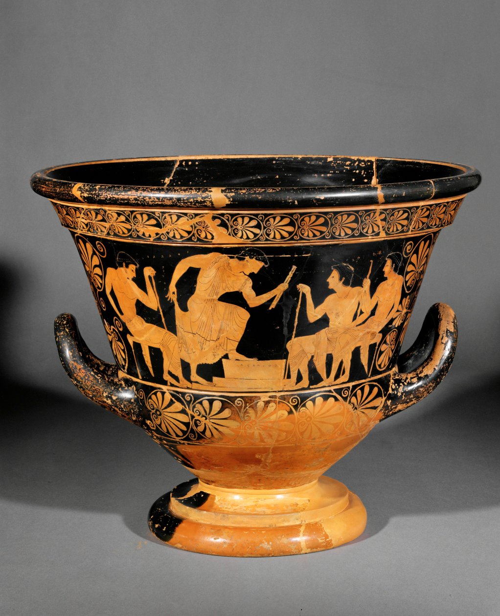 Krater attycki o czerwonej rzeźbie, zwany kraterem Antaios ... autorstwa Euphronios
