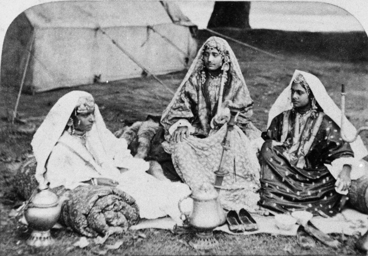 Kaszmirskie Nautch Girls, ok. 1860 r. autorstwa European Photographer