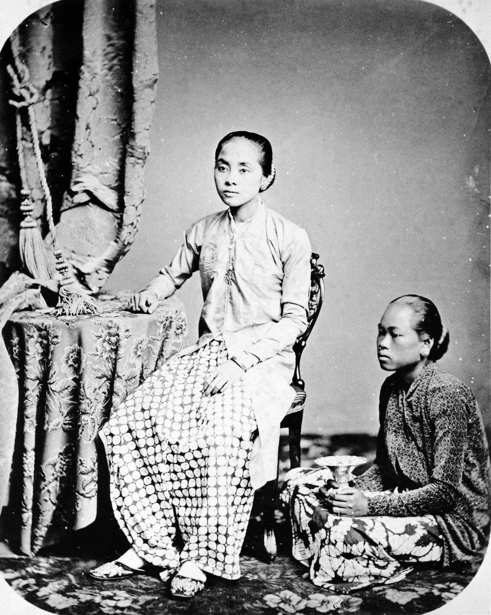Żona Rhaden Salehs, Jawa, ok. 1872 r. autorstwa European Photographer