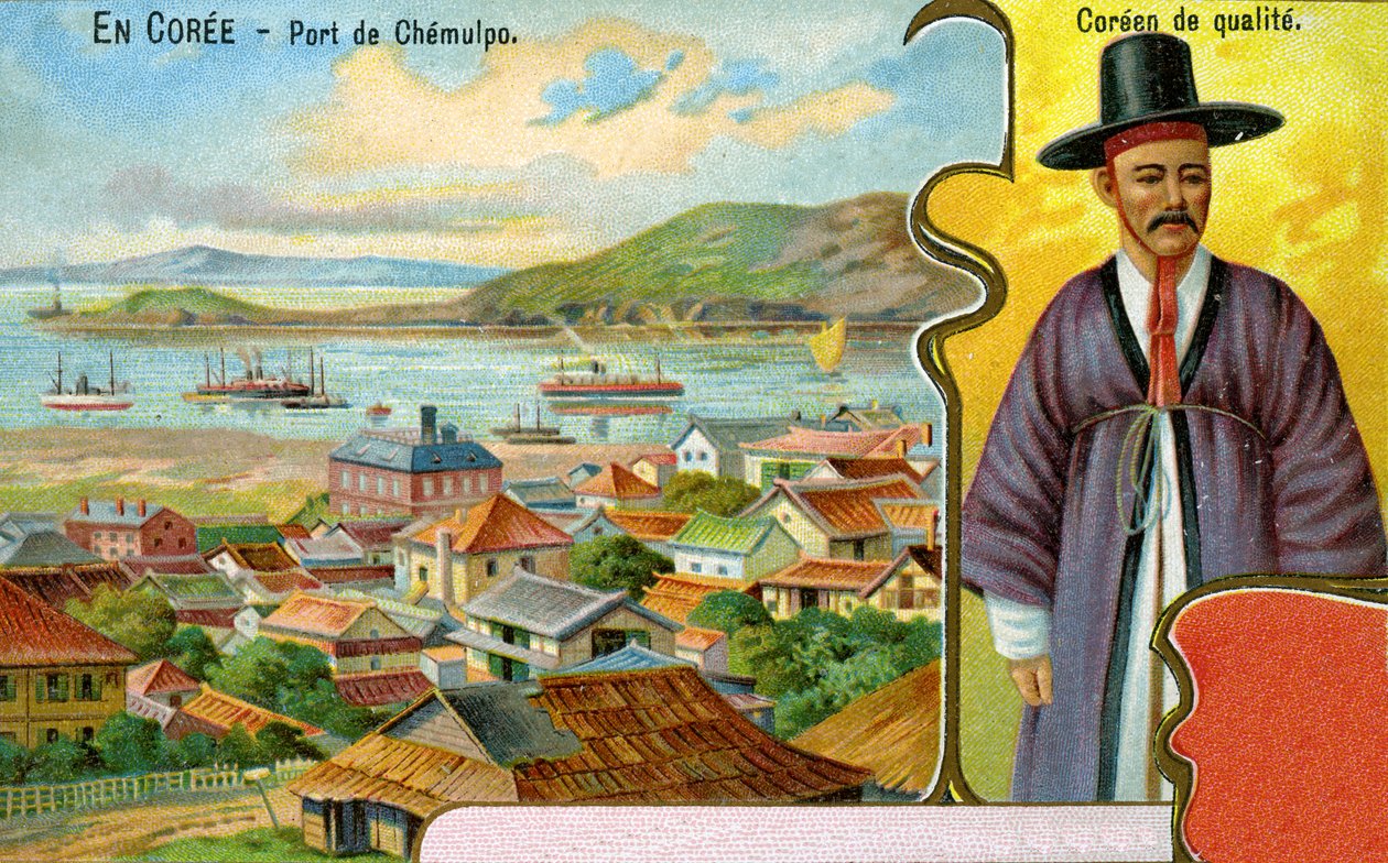 Koreański dżentelmen w tradycyjnym stroju (hanbok) i kapeluszu (gat) oraz widok na port Chemulpo (Incheon), 1904 autorstwa European School