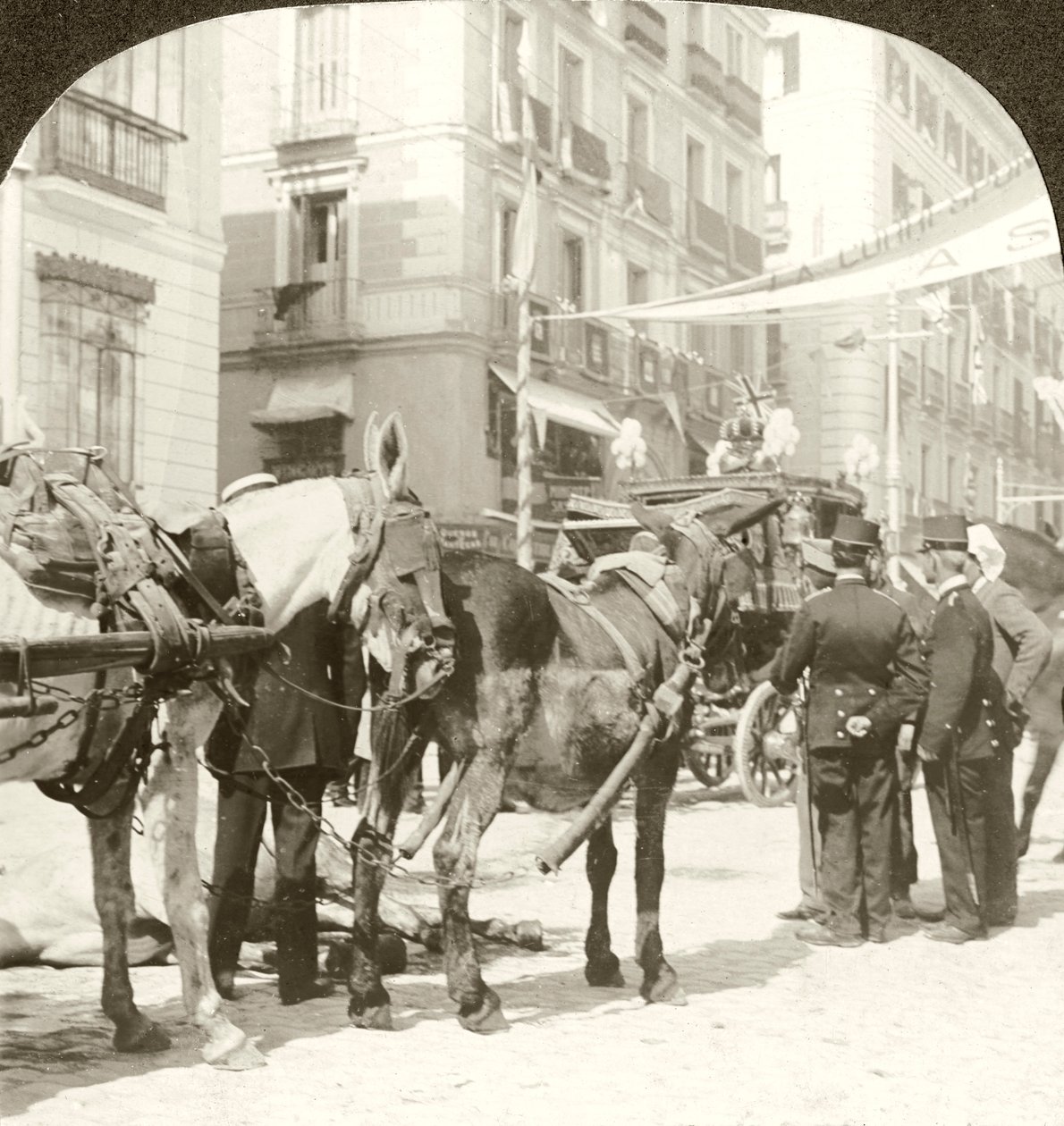 Trener stanowy, Calle Mayor, Madryt. autorstwa Excelsior Stereoscopic Tours