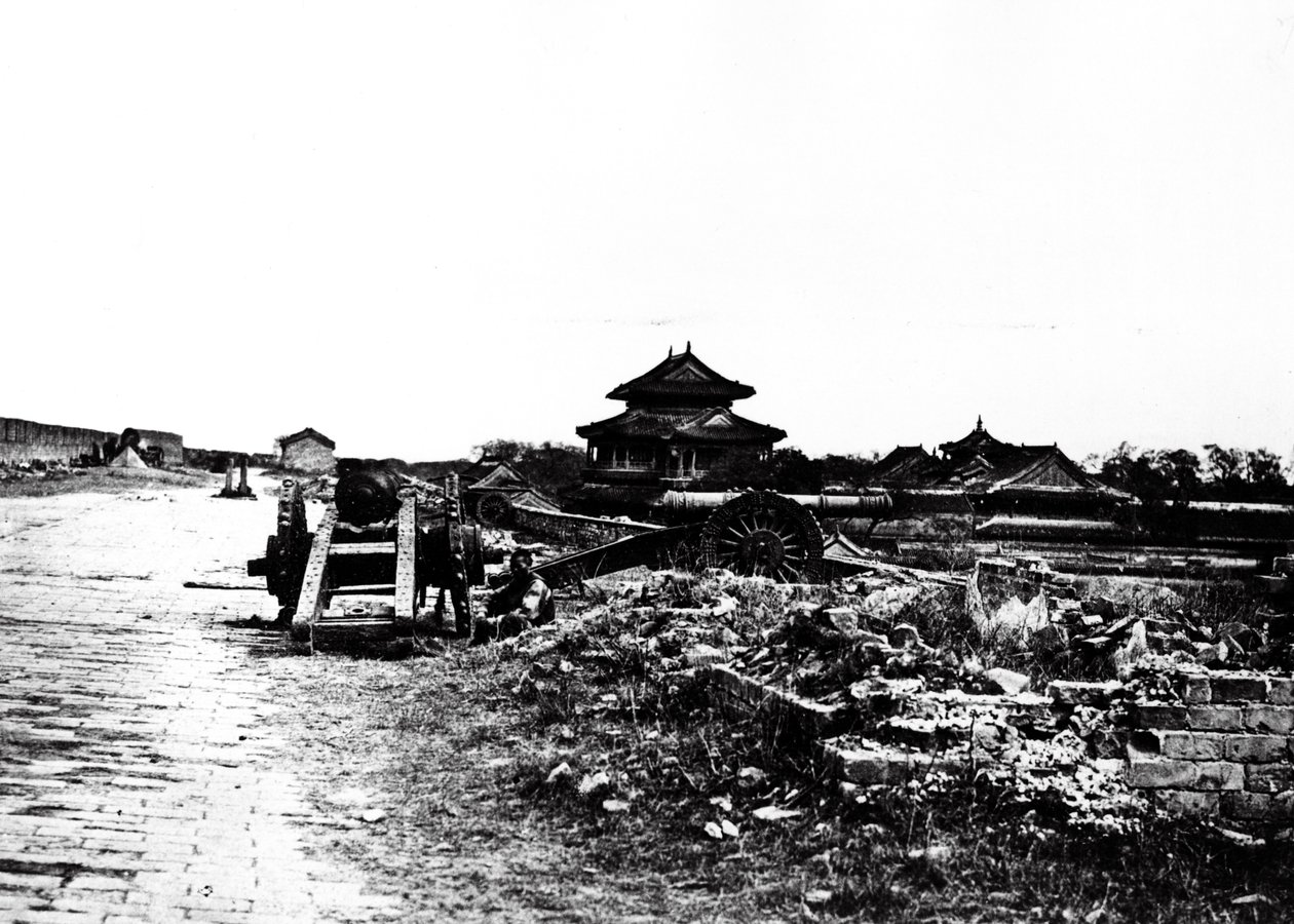 Szczyt ściany Pekinu, 1860 autorstwa Felice Beato