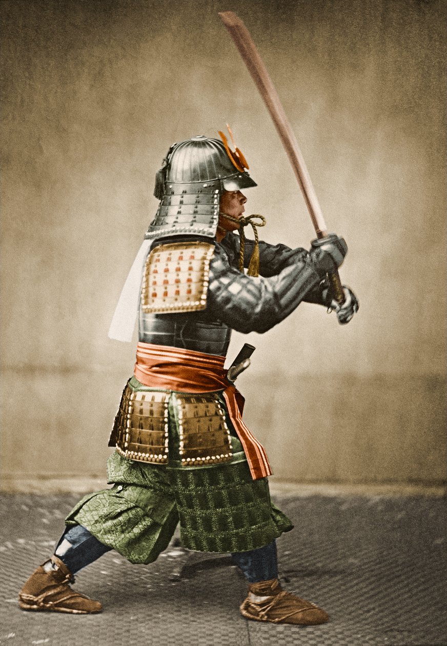 Samuraj wojownik w zbroi z podniesionym mieczem, ok. 1860 (zdjęcie albumu) autorstwa Felice Beato