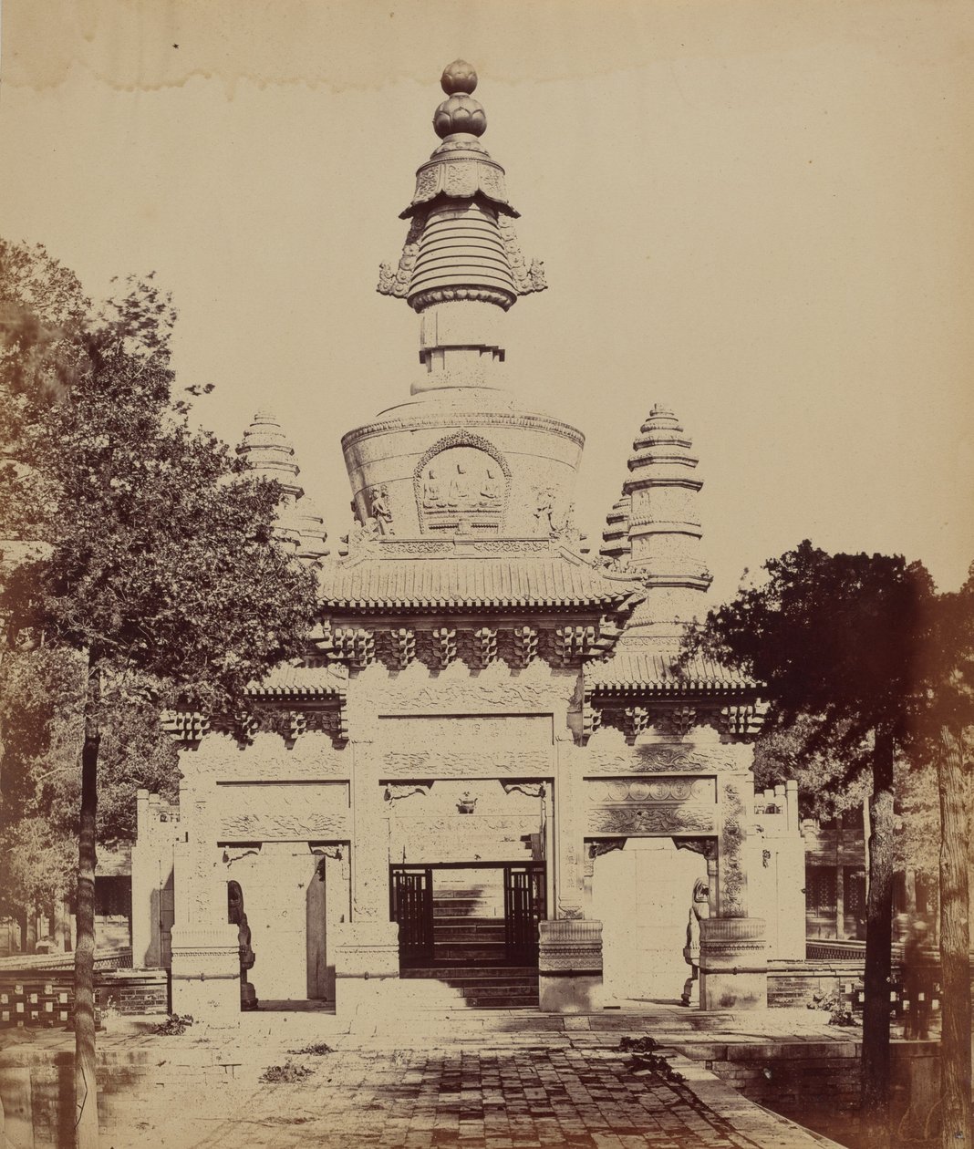 Pomnik Tybetańczyków w Świątyni Lamy, Pekin, październik 1860 r., 1860 r. (zdjęcie) autorstwa Felice (1825 c.1908) Beato