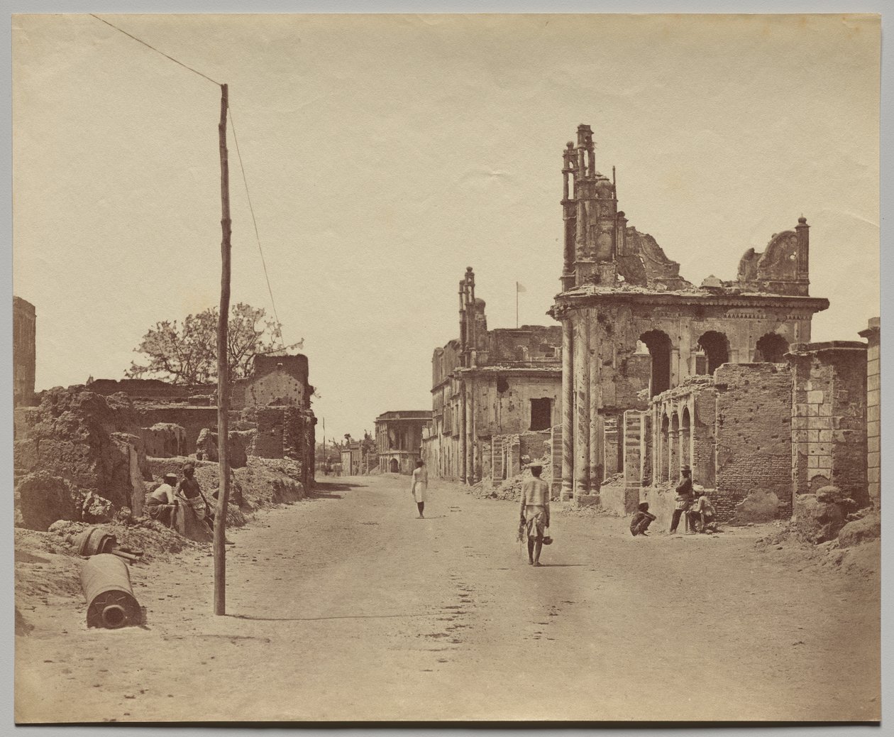 Droga Cawnpore w Lucknow autorstwa Felice A. Beato