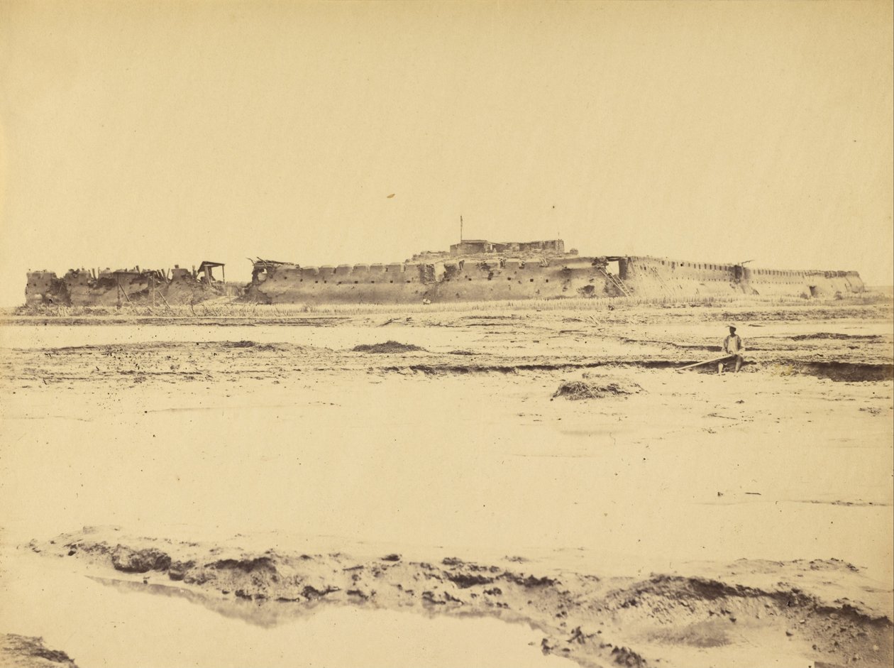 Zewnętrzna część rzeki North Fort Peiko z wejściem angielskim i francuskim, 21 sierpnia 1860 r autorstwa Felice Beato