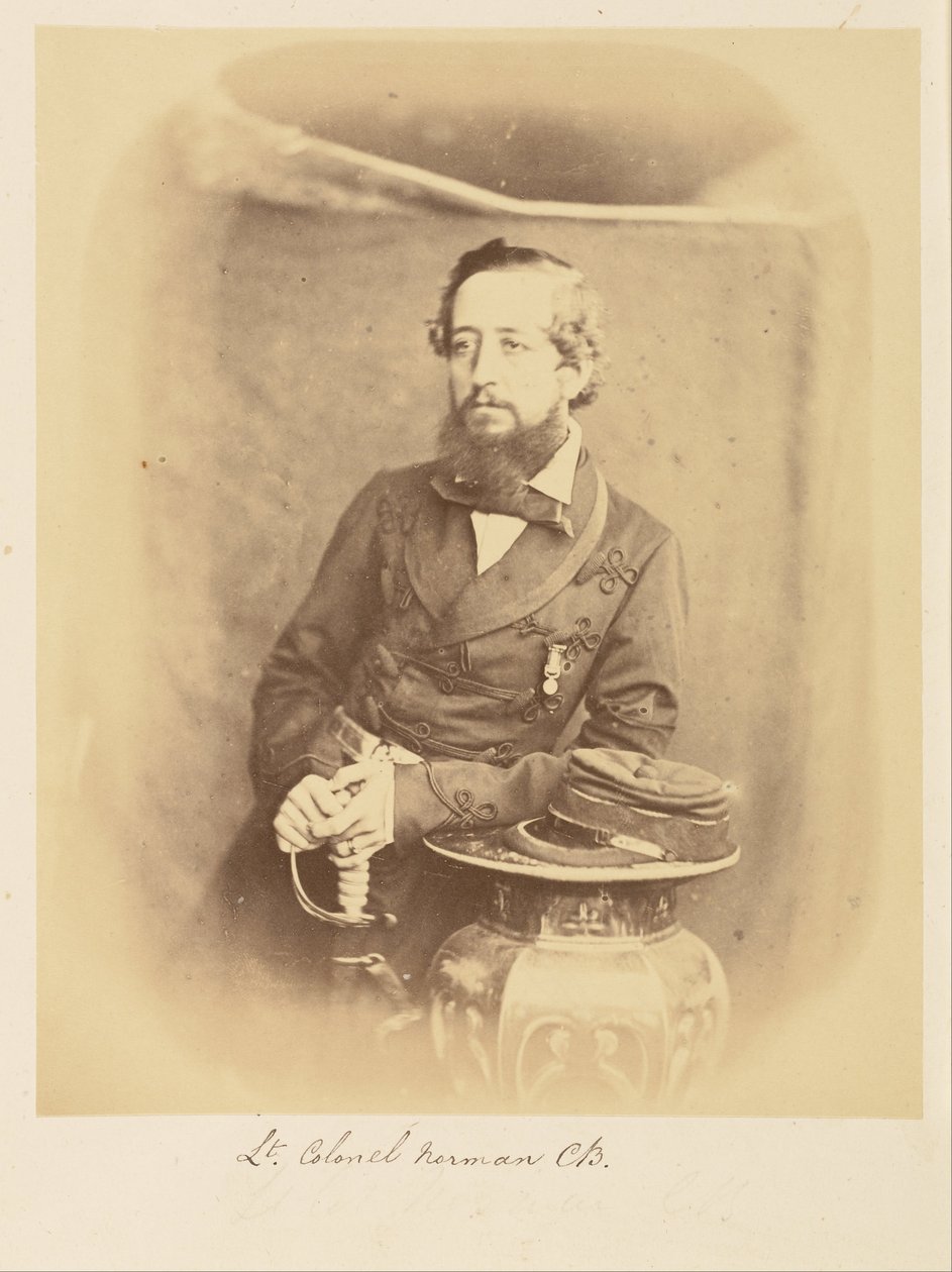 Podpułkownik Norman, C.B. autorstwa Felice Beato