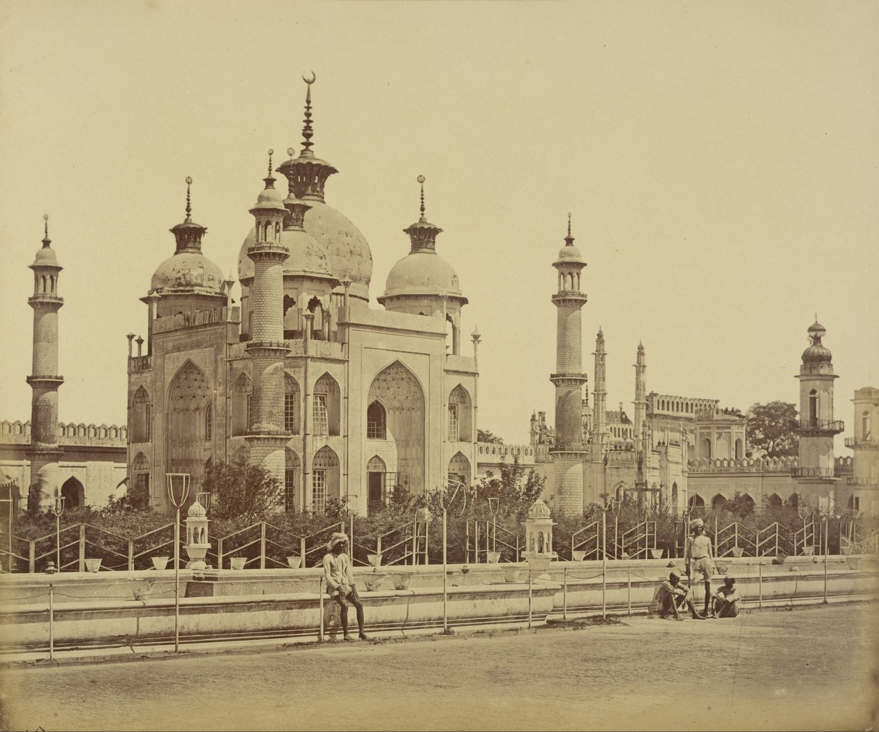 Meczet w Hussainabad Imambara autorstwa Felice Beato