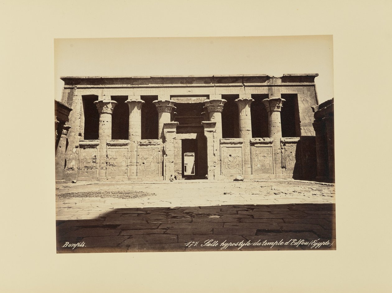 Sala hypostylowa świątyni w Edfu (Egipt) autorstwa Félix Bonfils