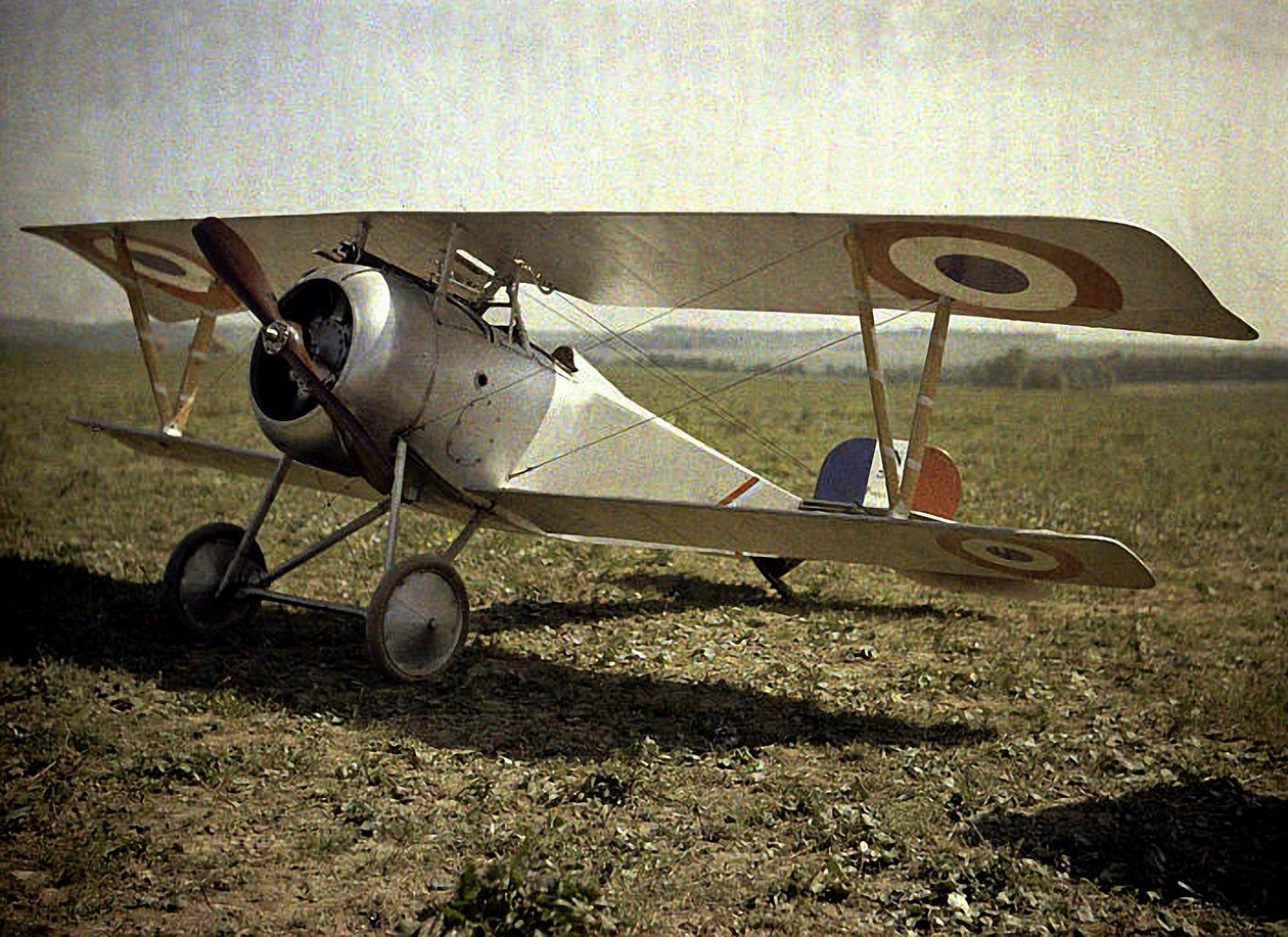 Dwupłatowiec Nieuport, Aisne, Francja, 1917 (autochrome) autorstwa Fernand Cuville