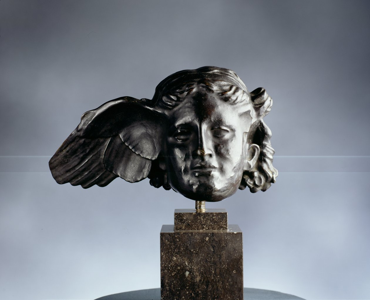 Szef Hypnos autorstwa Fernand Khnopff