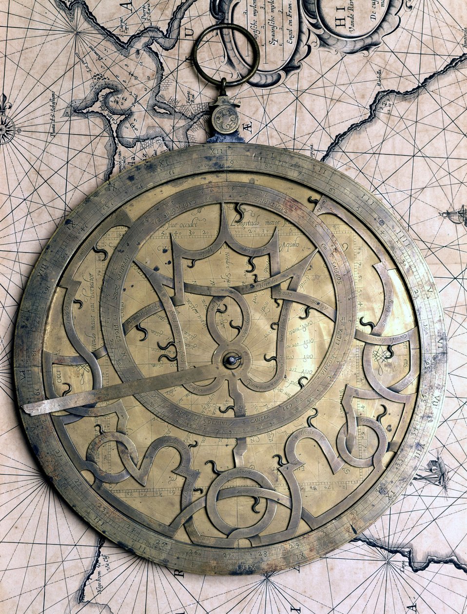 Flamandzkie astrolabium (Leuven) z XVI wieku.Museo del Castello, Mediolan autorstwa Flemish School