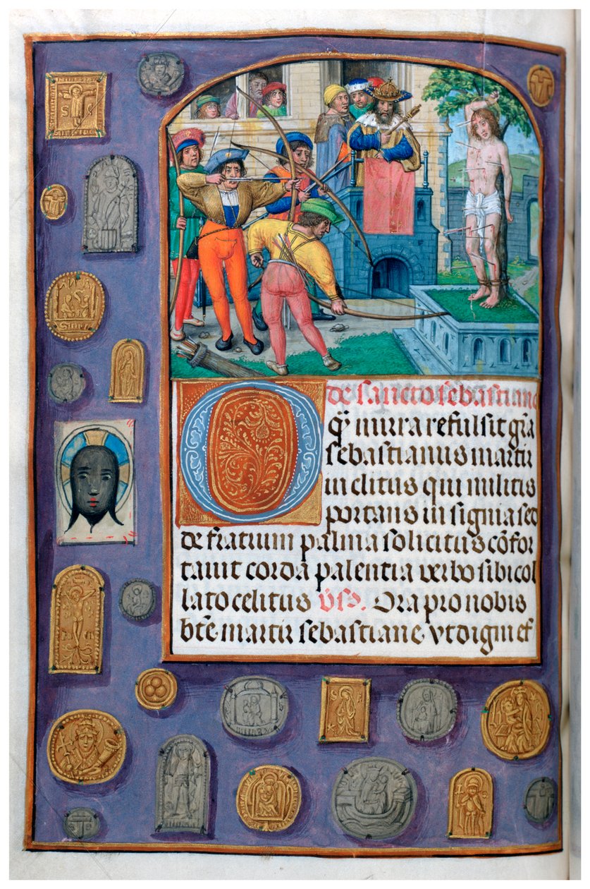 MS 4, tom. 127, f.112v, Męczeństwo św. Sebastiana z bordiurą trompe l’oeil z odznakami pielgrzyma i werniklem, z Godzinki, Flandria, pocz. XVI w. (pióro i atrament oraz tempera na welinie) autorstwa Flemish School