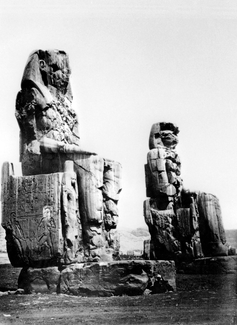 Kolosy Memnona, Teby, Nubia, Egipt, 1878 autorstwa Félix Bonfils