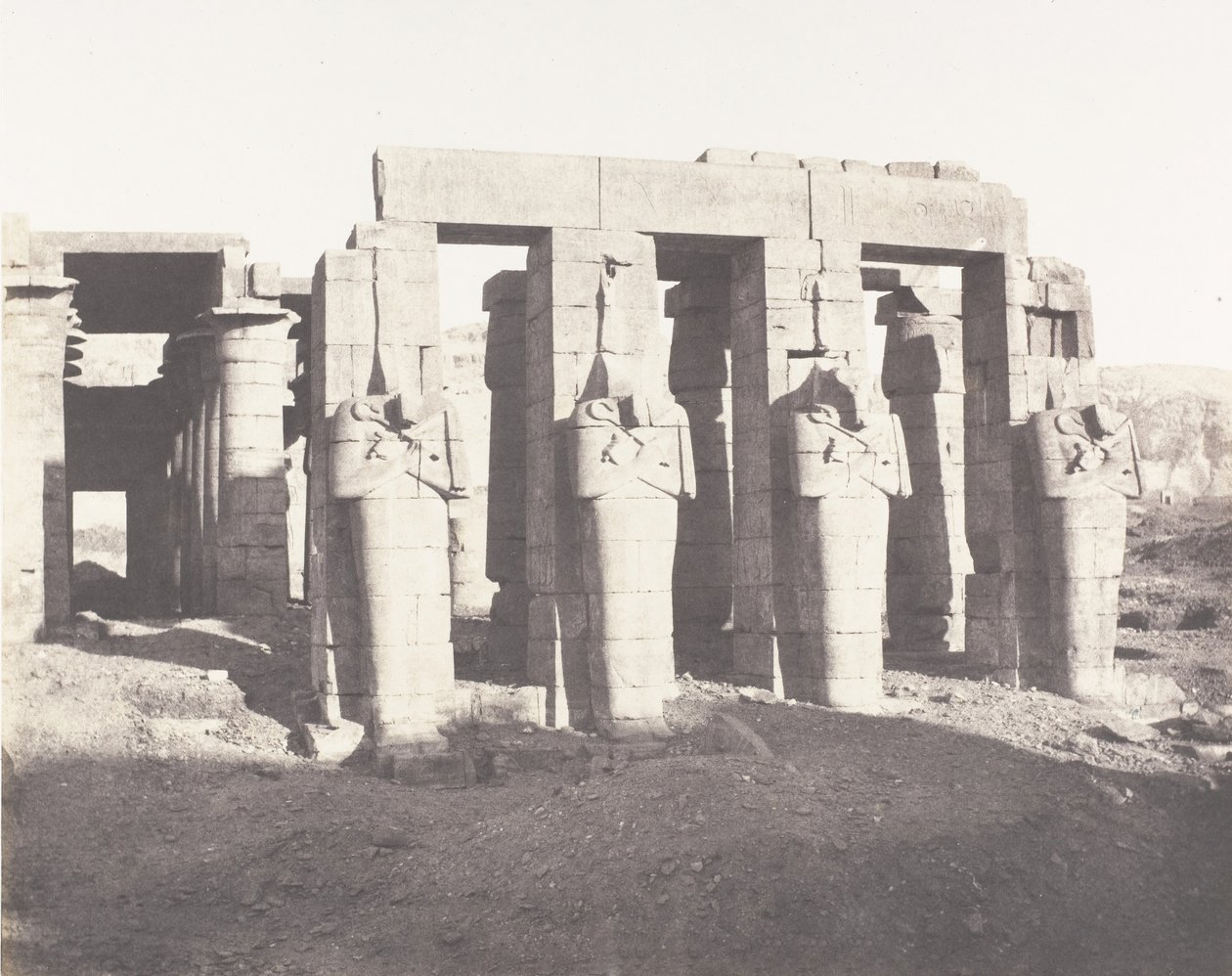 Teby Gourna, Palais Dit le Memnonium, 1851-52, druk 1853-54. autorstwa Félix Teynard