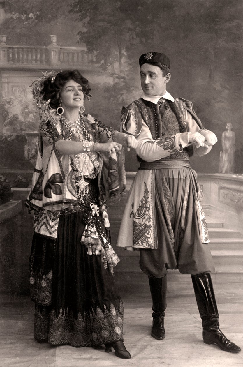 Lily Elsie i Joseph Coyne w Wesoła wdowa, 1908. autorstwa Foulsham and Banfield