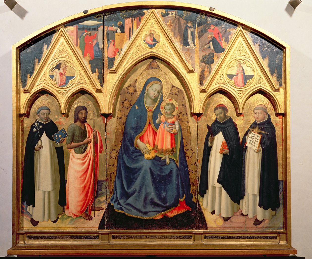Dziewica z Dzieciątkiem ze św. Janem Chrzcicielem, św. Dominikiem, św. Piotrem Męczennikiem i św. Tomaszem z Akwinu (tempera na panelu) autorstwa Fra Angelico