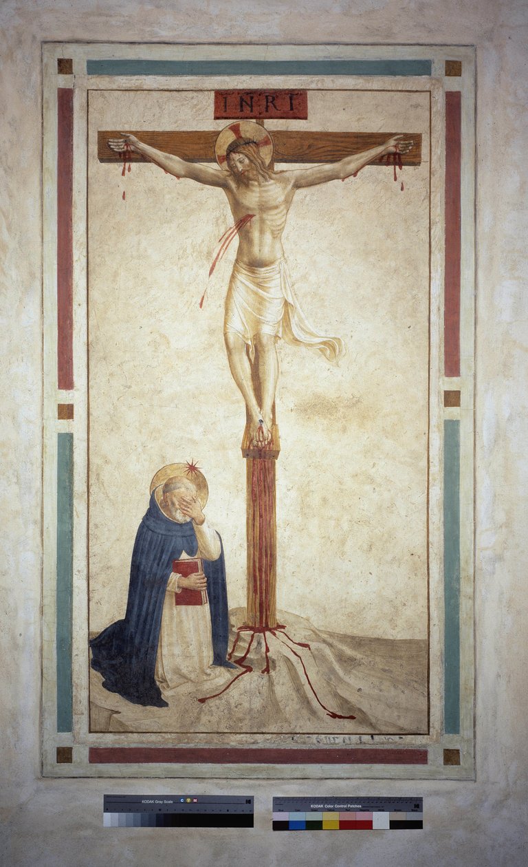 Ukrzyżowanie ze św. Dominikiem. Na krzyżu napis "INRI". Fresk Guido di Pietro autorstwa Fra Angelico