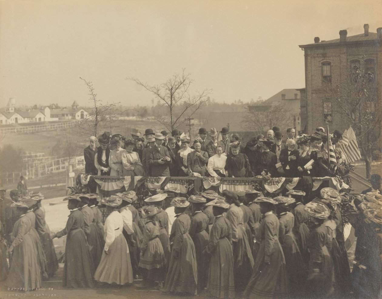 Zdjęcie z 25. rocznicy założenia Instytutu Tuskegee, 1906. autorstwa Frances Benjamin Johnston