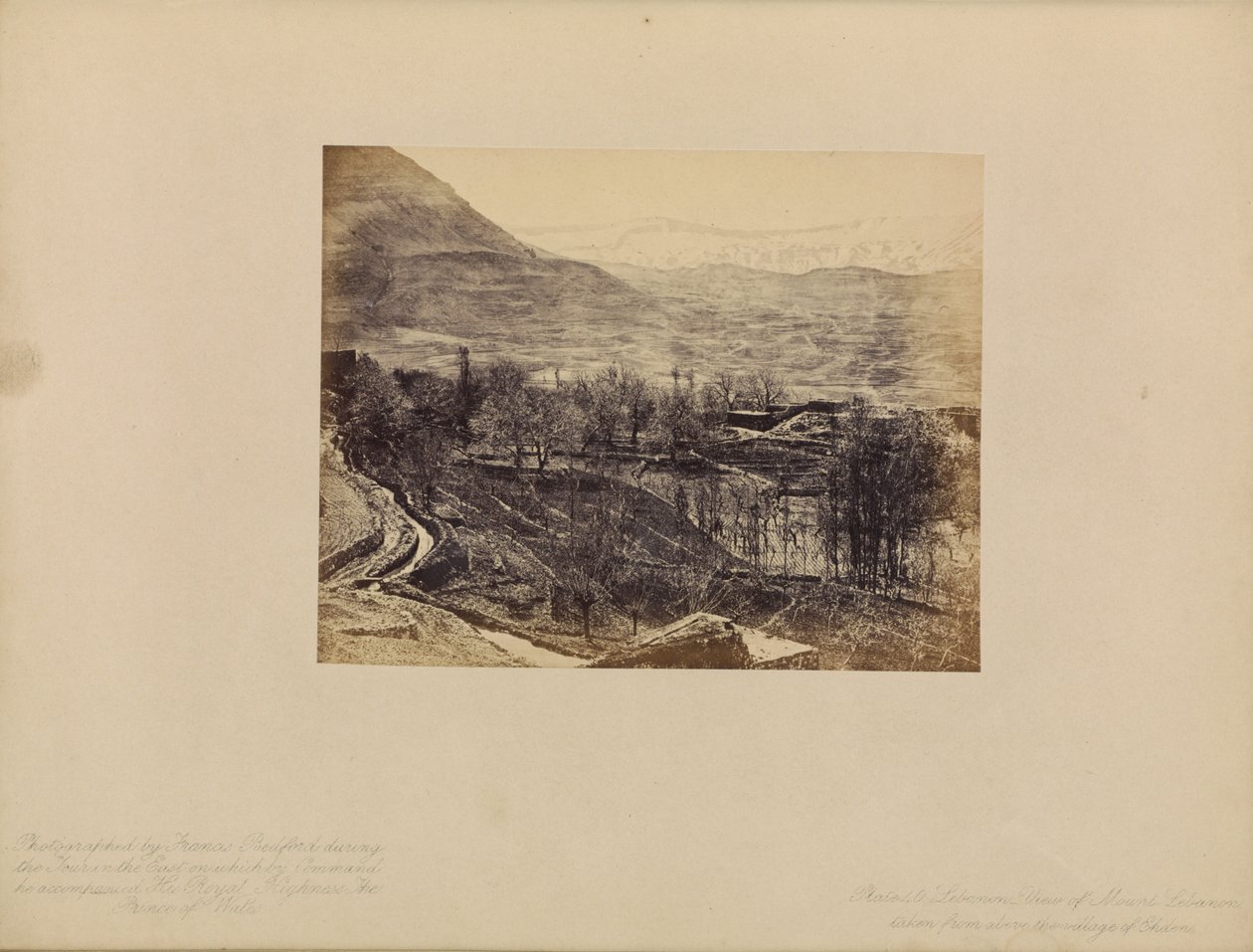 Liban - widok na górę Liban z góry nad wioską Ehden autorstwa Francis Bedford