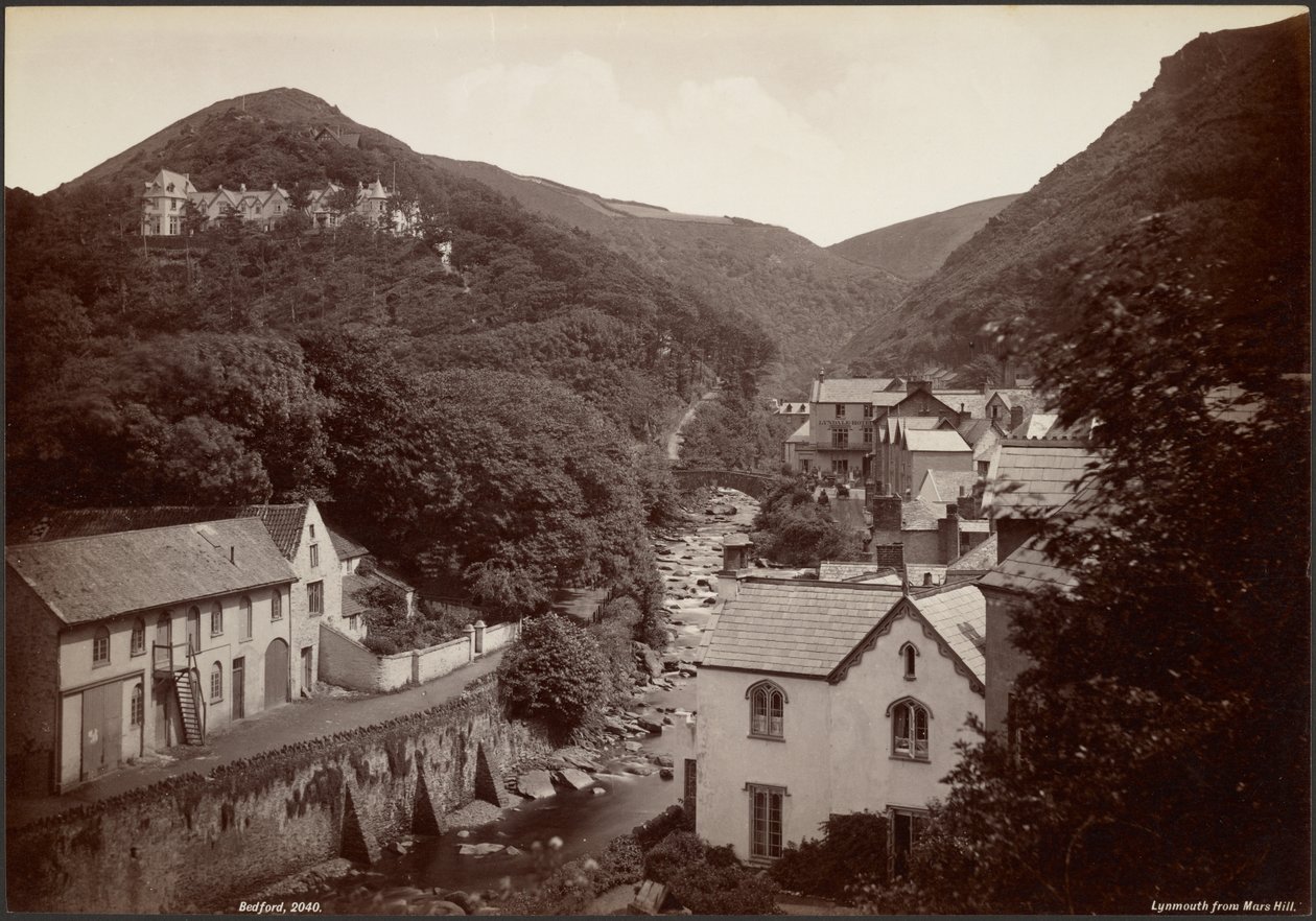 Lynmouth widziane z Mars Hill autorstwa Francis Bedford