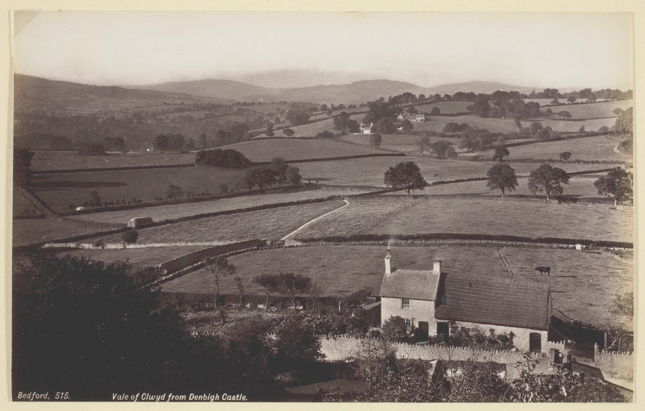 Vale of Clwyd z zamku Denbigh autorstwa Francis Bedford