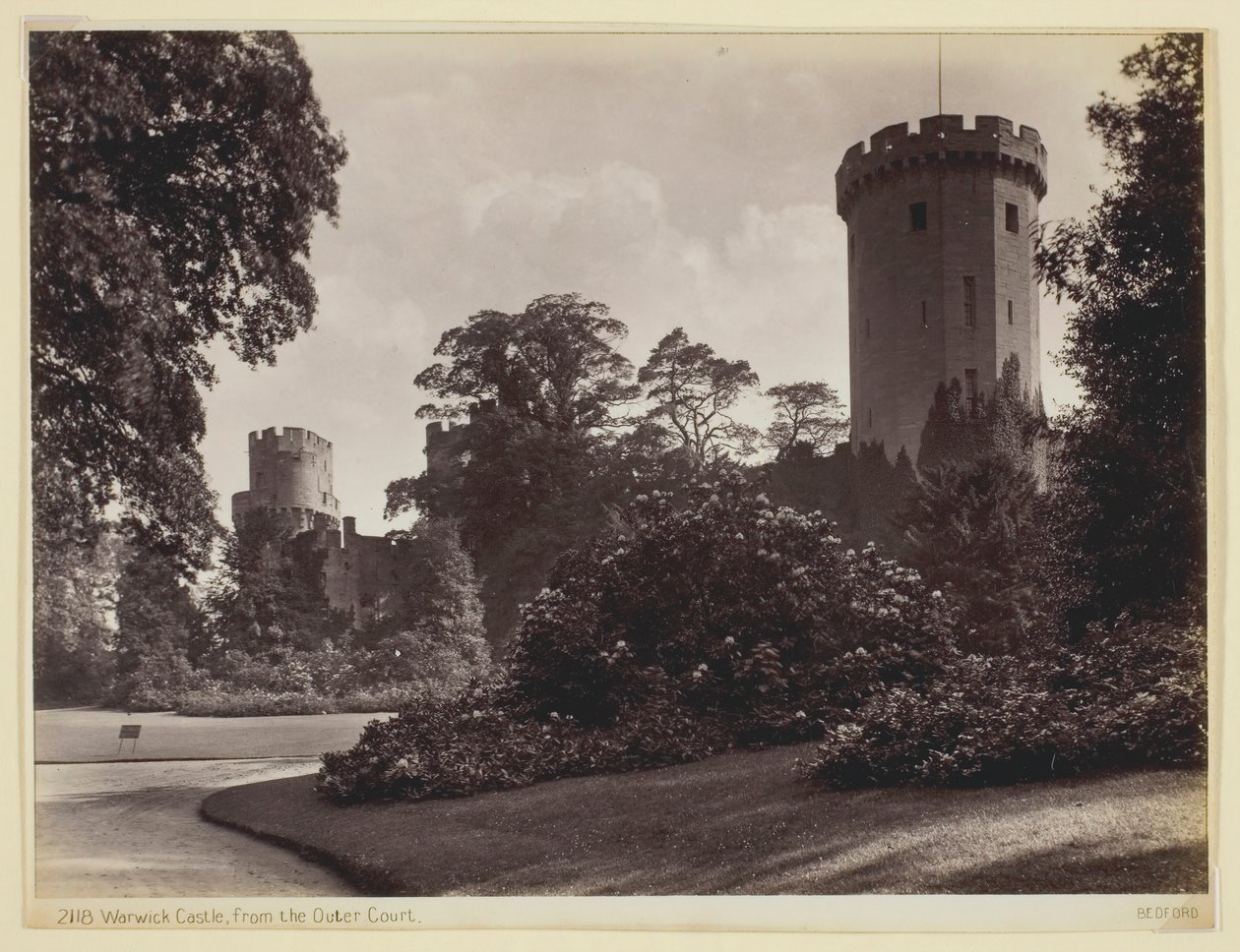 Zamek Warwick, z Dziedzińca Zewnętrznego, 186094. autorstwa Francis Bedford