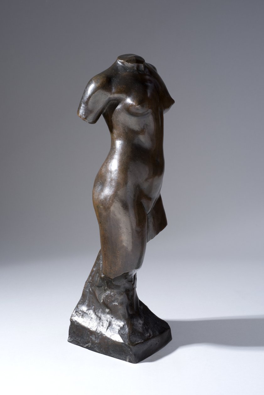 Tułów autorstwa Francis Derwent Wood