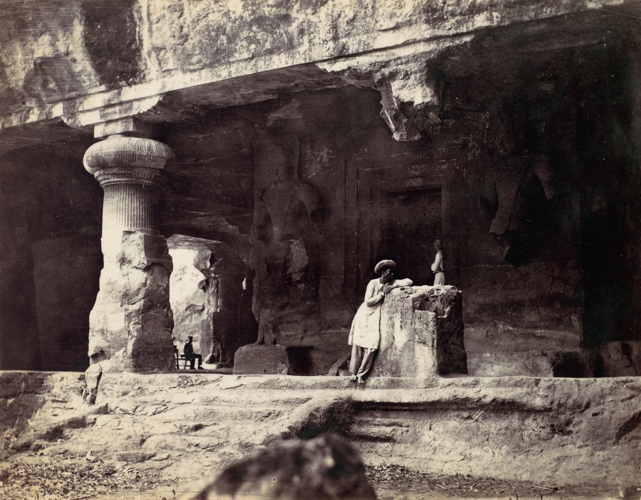 Elephanta z Jaskini Wodnej, Combe Martin Bay, Watermouth, lata 70. XIX wieku. autorstwa Francis Frith